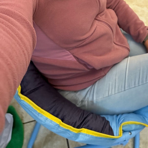 Bluey saucer chair - Picture 2 of 7